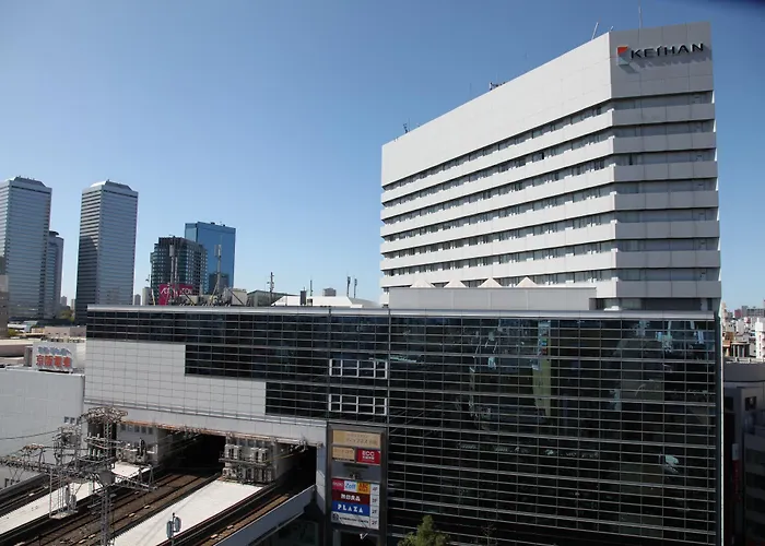 京阪奇尔纳什大酒店