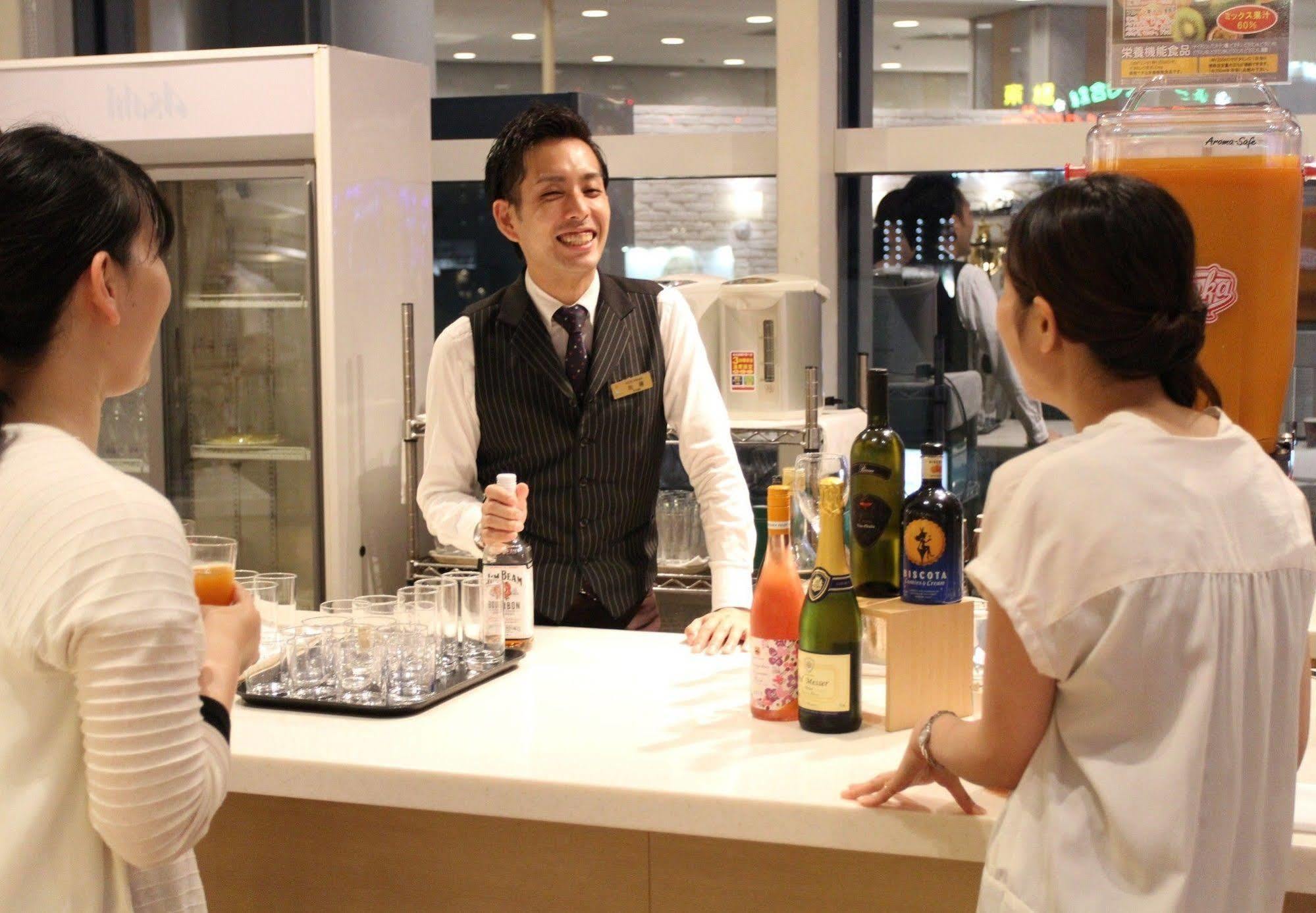 京阪奇尔纳什大酒店 4* 大阪